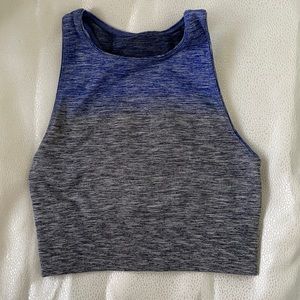 Lululemon blue ombré crop top